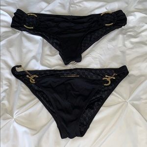 Bundle of 2 Victoria’s Secret Bikini bottoms. M